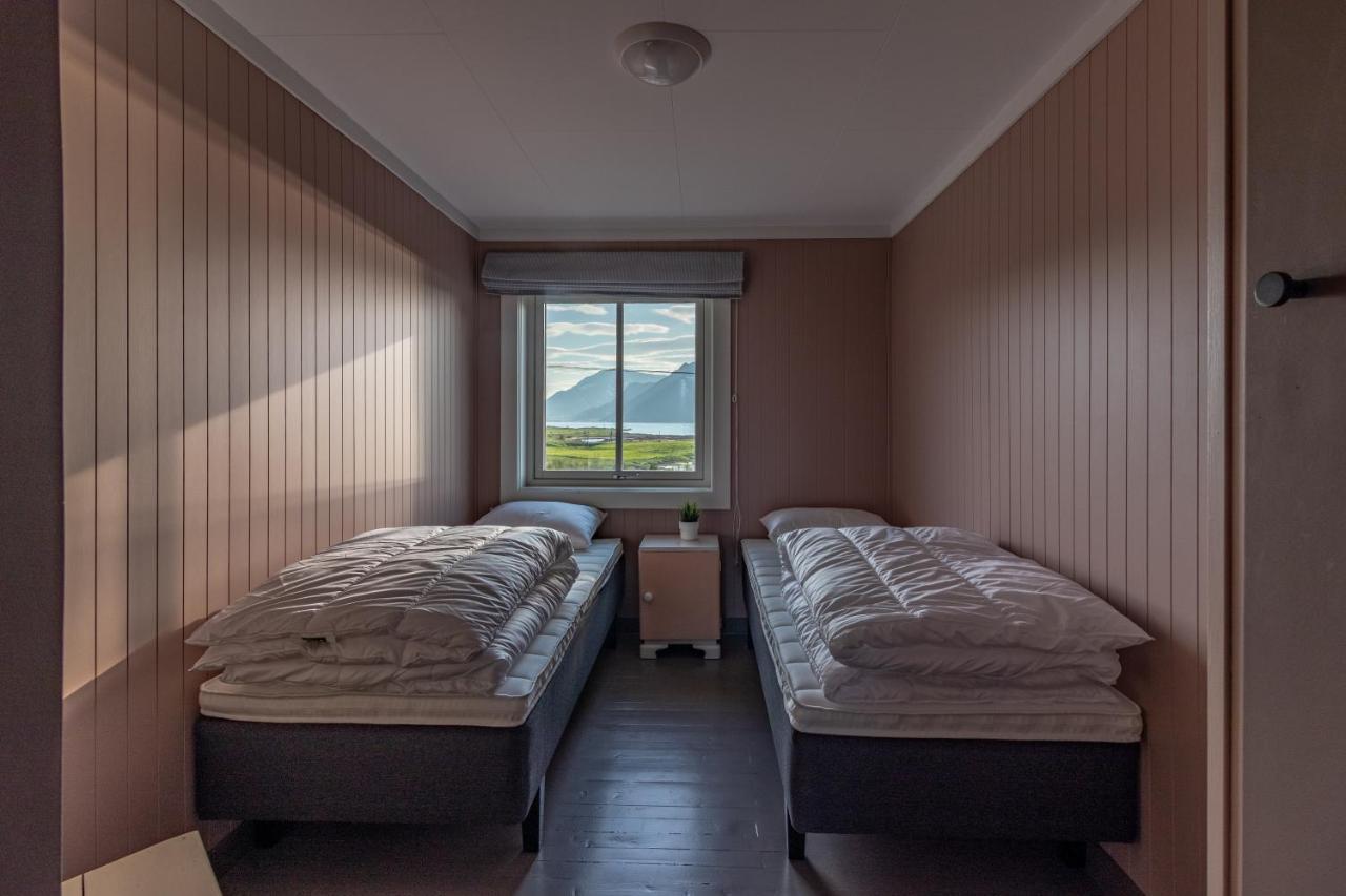 Pederstua, A Classic Fisherman'S Farm House In The Middle Of Lofoten Storeidet Buitenkant foto